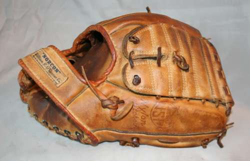 Bob Allison Norcon 1676 Back